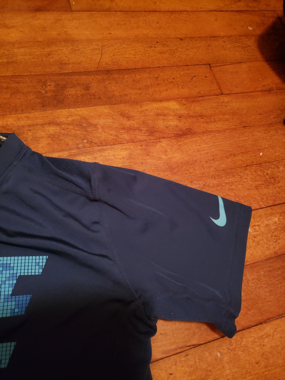 Boys Nike Navy Top with Dri-FIT Logo On Top. - Picture 3 of 4